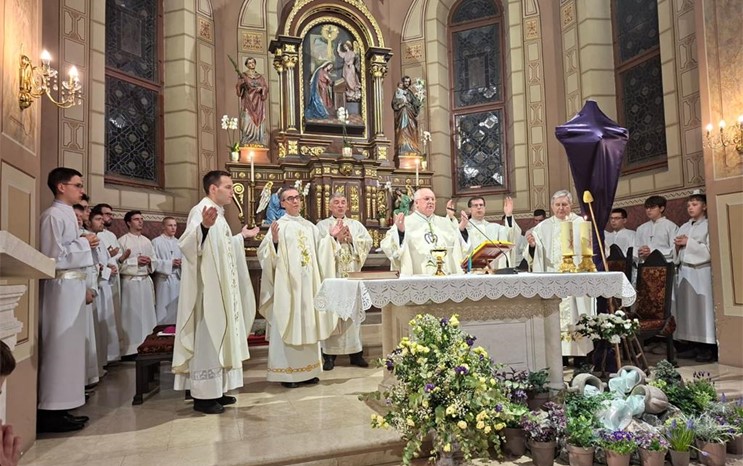 Biskup Razum predvodio proslavu župne svetkovine u Župi Navještenja BDM u Velikoj Gorici